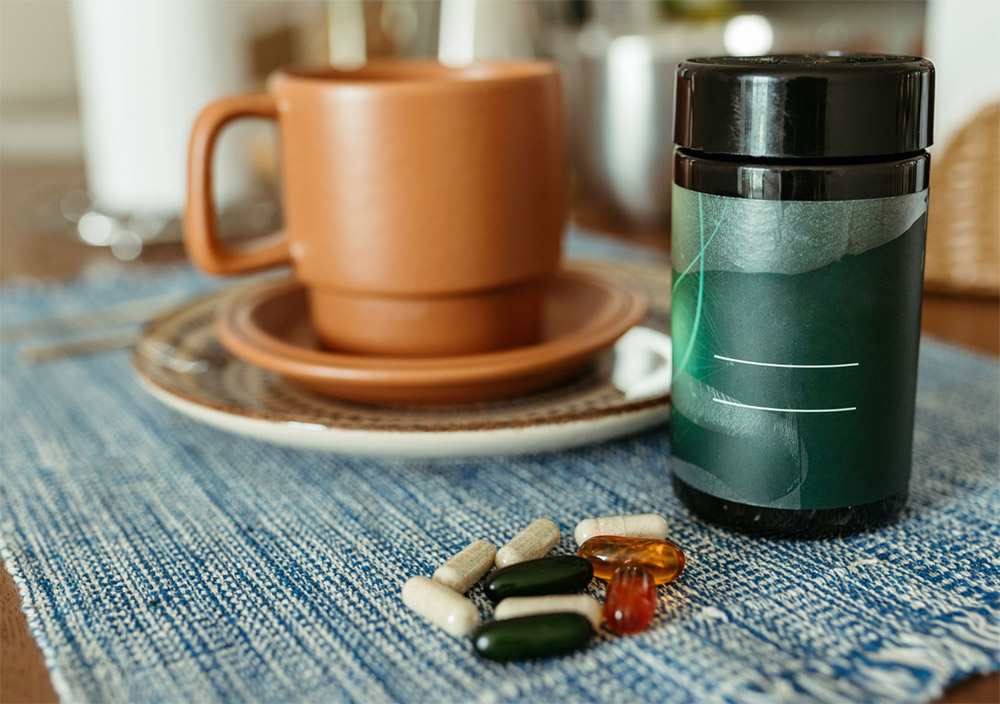 Tea mugs with supplement tablets