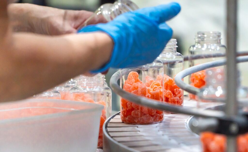 filling jars with supplements